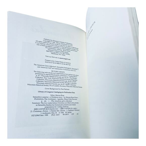 American Girl Samanthas Surprise BOOK 1998 Pleasant Company Christmas Story Book - Picture 3 of 4